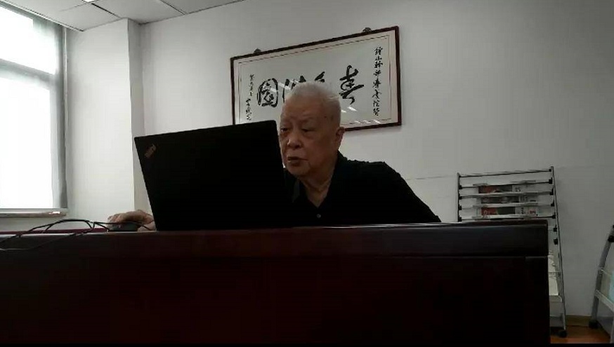 2021.12.27黑龍江省黑土保護(hù)利用研究院揭牌30余位專家院士相聚“云端”賦能黑土(2).jpg 2021.12.27黑龍江省黑土保護(hù)利用研究院揭牌30余位專家院士相聚“云端”賦能黑土(2).jpg